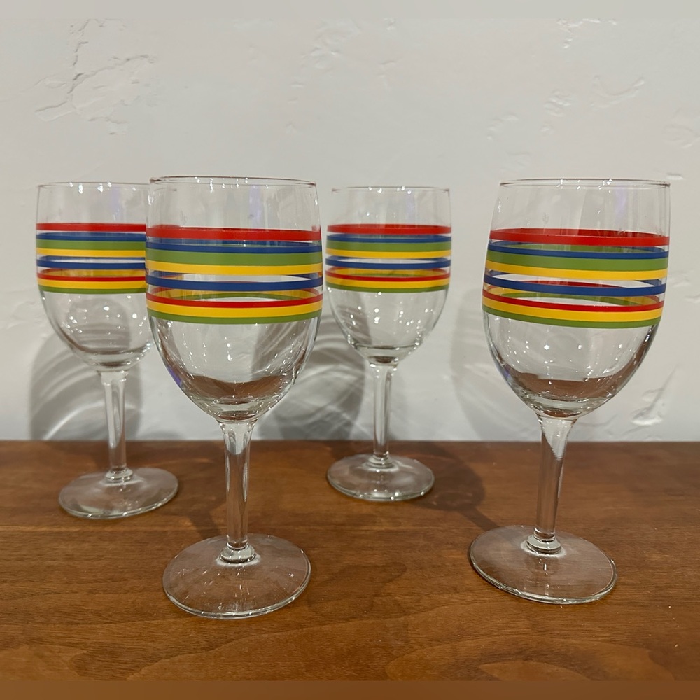 Libbey Mambo Fiesta striped wine glasses Set of 4